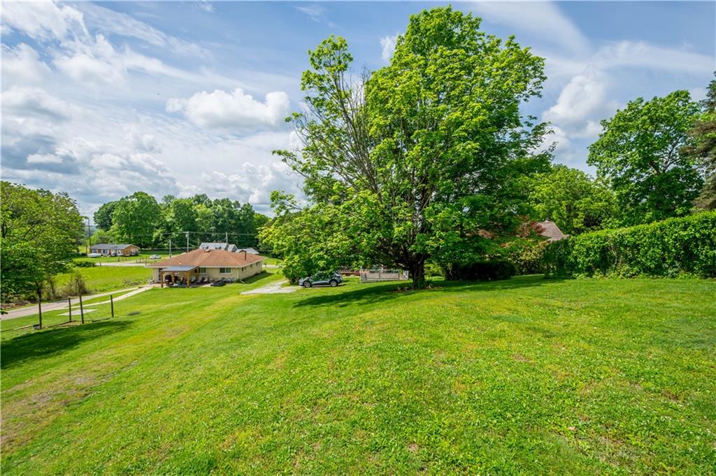 417 Mingo Church Road Finleyville, PA 15332 - Photo 30 of 33