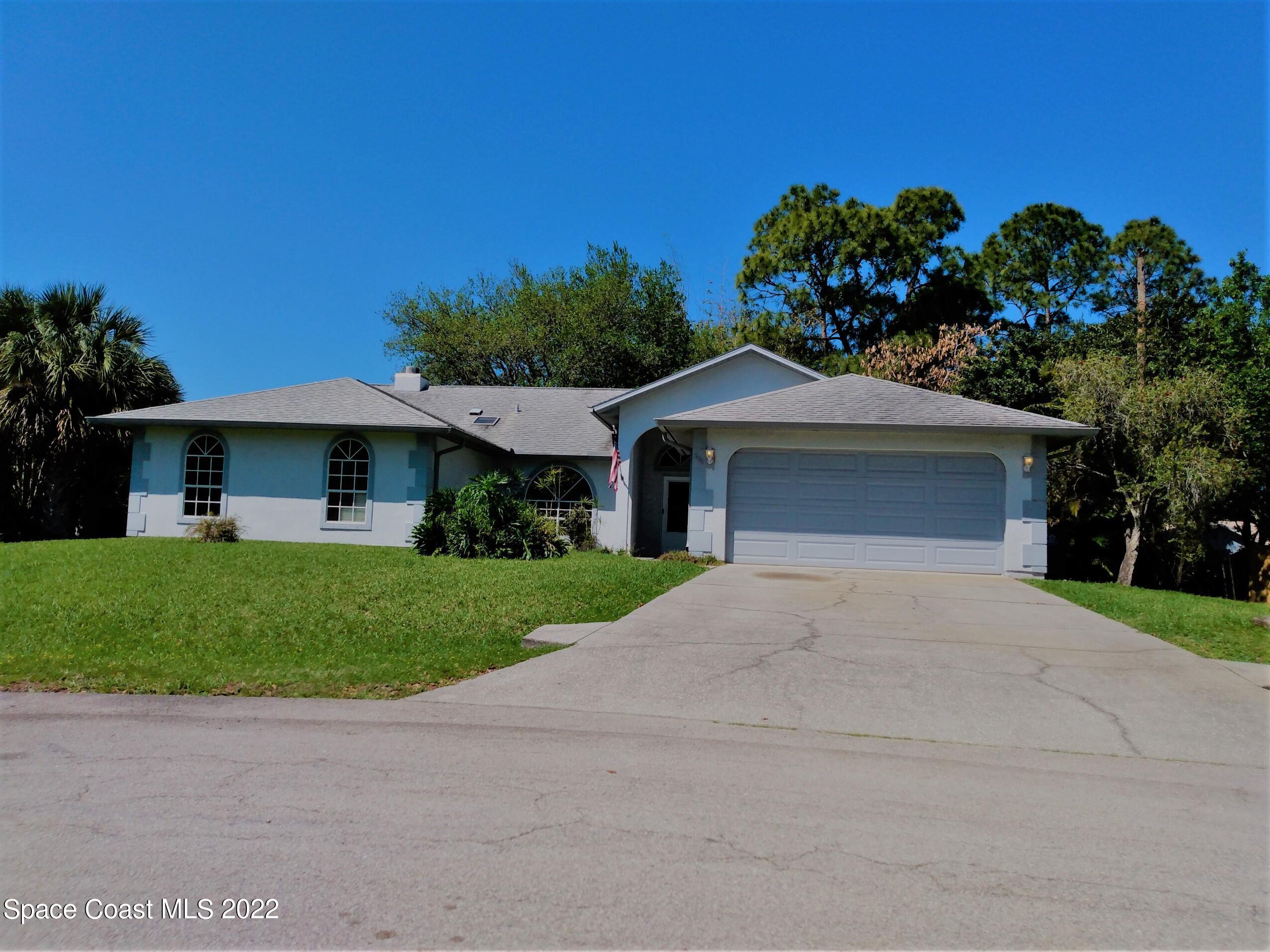 200 Southeast Rios Court Palm Bay, FL 32909 - Photo 1 of 18 FRONT of Home