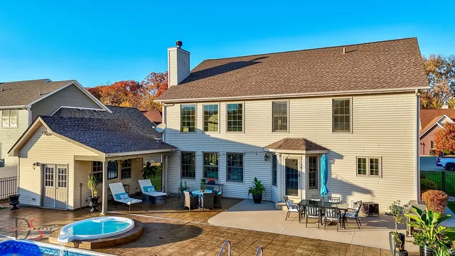 a house view with a outdoor space