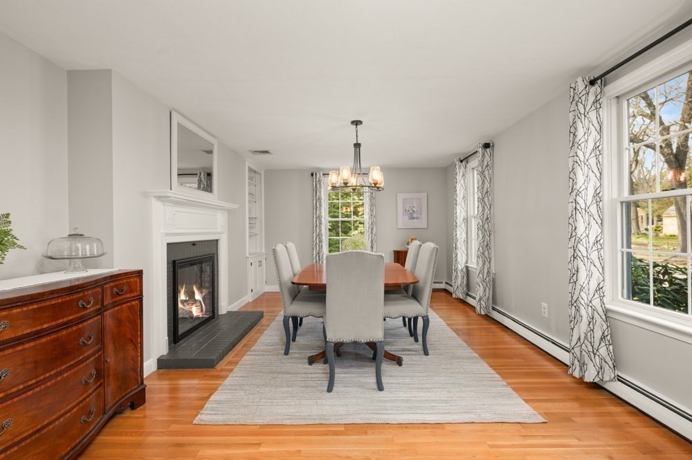 24 Indian Tree Lane Reading, MA 01867 - Photo 4 of 38