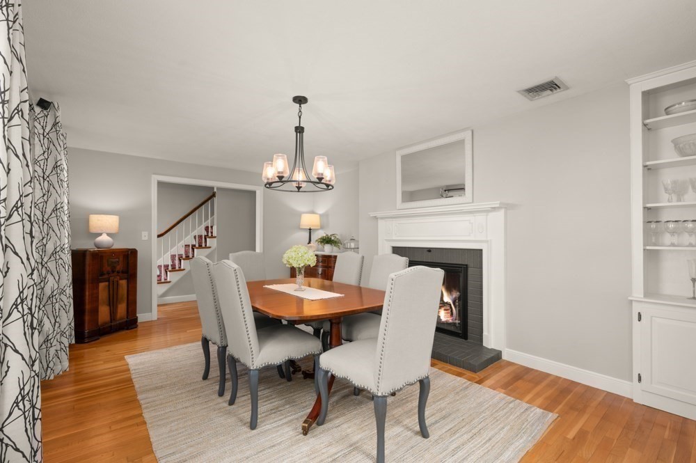 24 Indian Tree Lane Reading, MA 01867 - Photo 5 of 38
