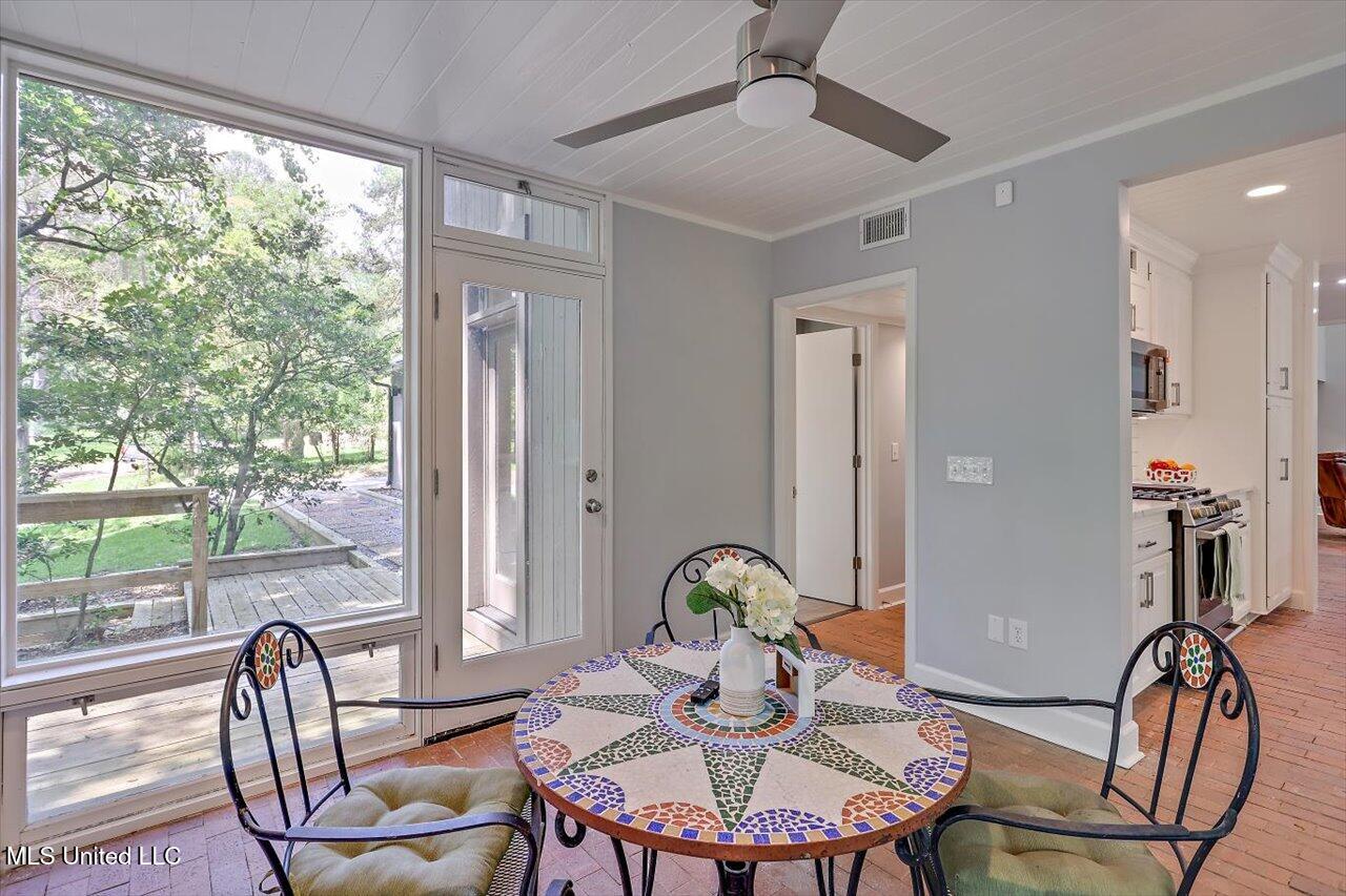 1844 Eastover Drive Jackson, MS 39211 - Photo 13 of 42 21-1844 Eastover Dr