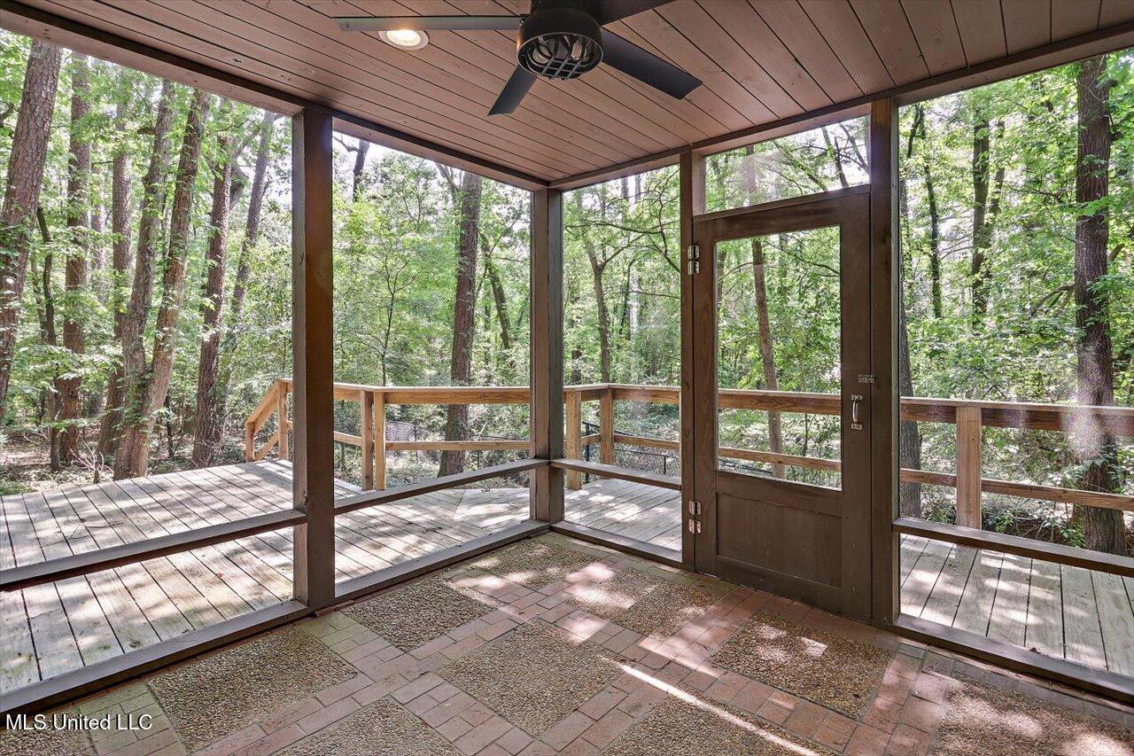 1844 Eastover Drive Jackson, MS 39211 - Photo 14 of 42 22-1844 Eastover Dr