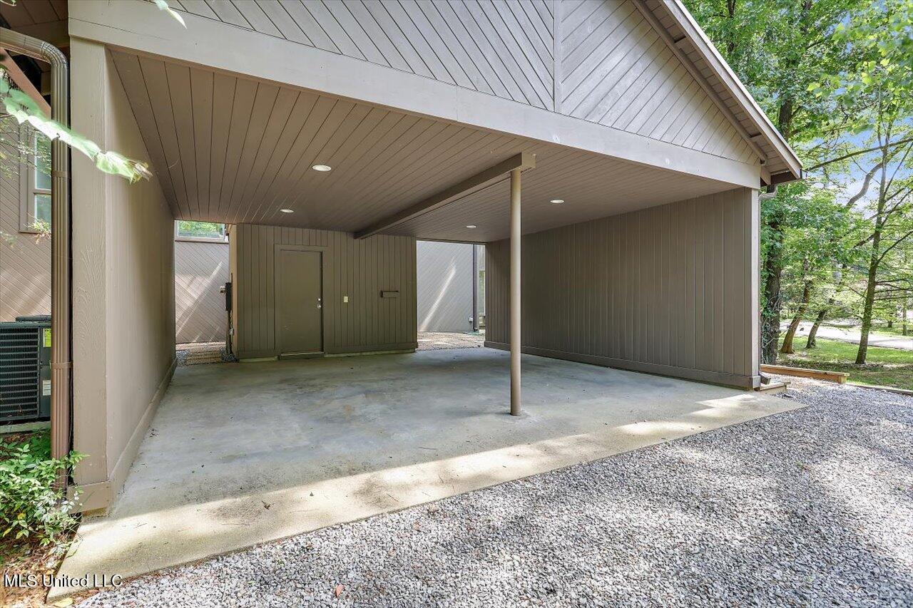 1844 Eastover Drive Jackson, MS 39211 - Photo 34 of 42 42-1844 Eastover Dr