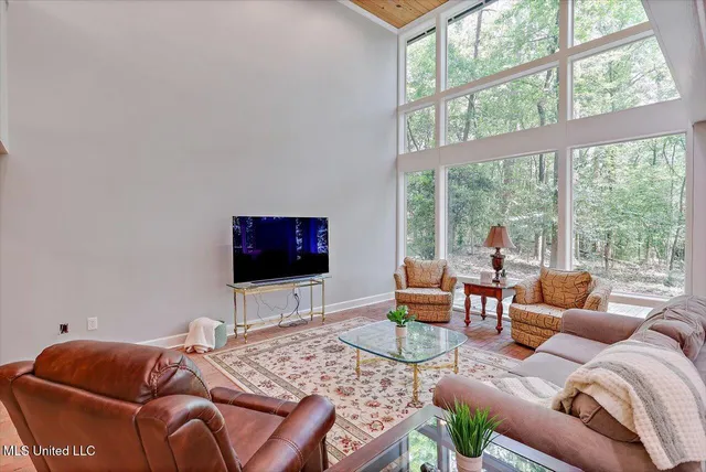 $500,000 | 1844 Eastover Drive, Jackson, MS 39211