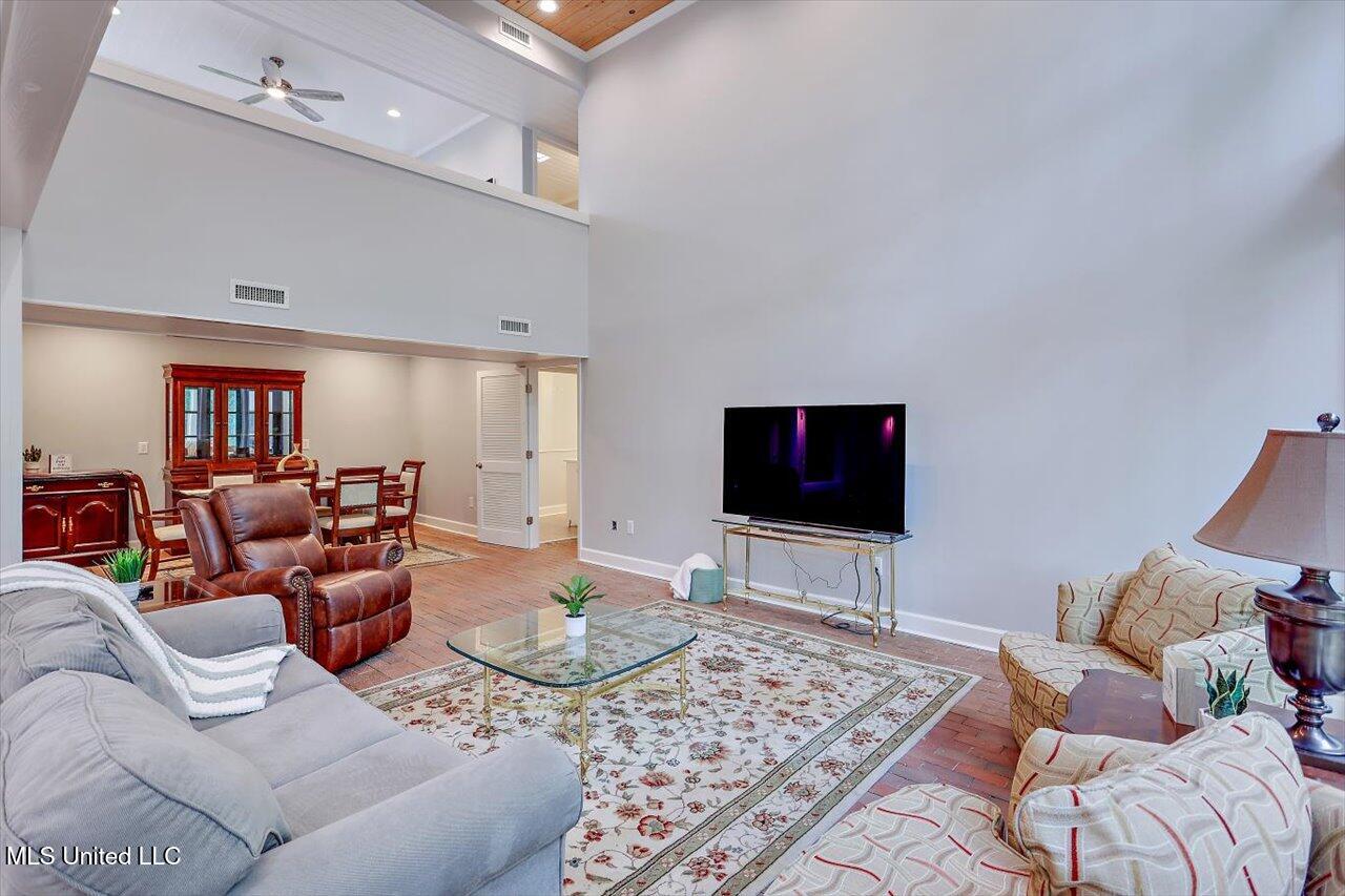 1844 Eastover Drive Jackson, MS 39211 - Photo 7 of 42 15-1844 Eastover Dr