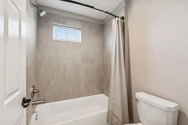 $605,000 | 345 Villa Corte Drive, Lutz, FL 33549