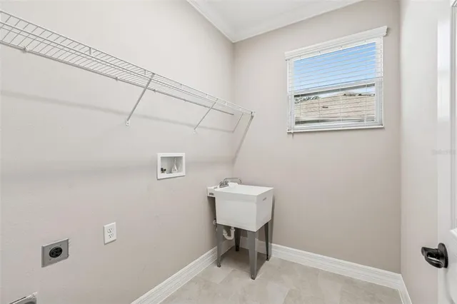 $605,000 | 345 Villa Corte Drive, Lutz, FL 33549