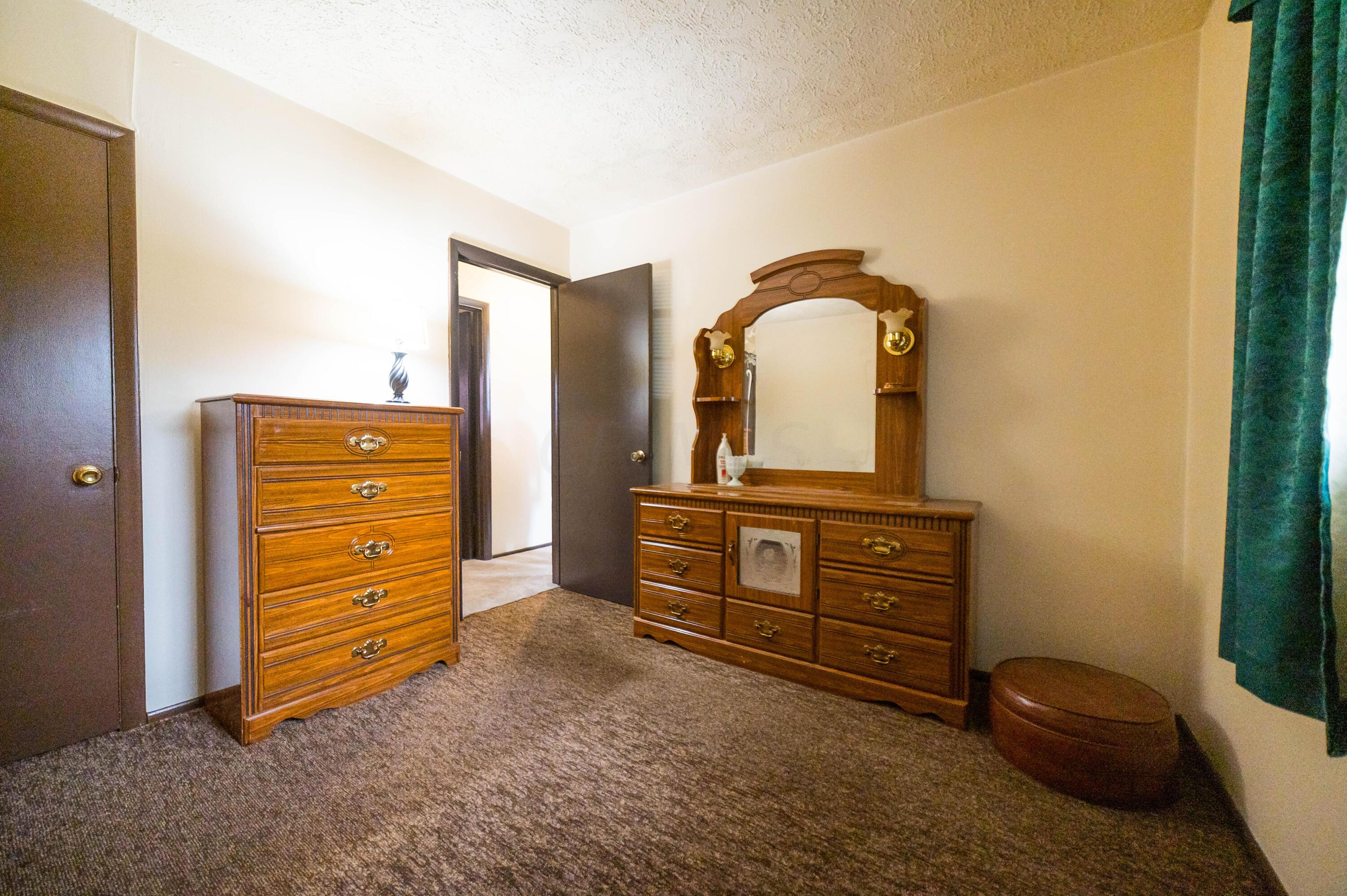 1930 Fleming Road Columbus, OH 43232 - Photo 12 of 17 DSC_1815