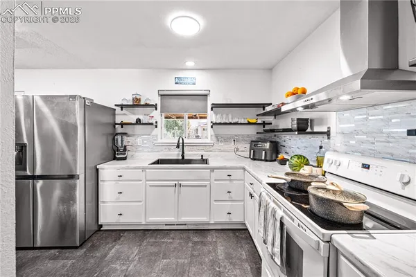 $230,000 | 1810 Jones Avenue, Pueblo, CO 81004