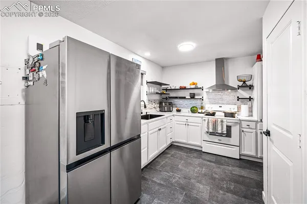 $230,000 | 1810 Jones Avenue, Pueblo, CO 81004