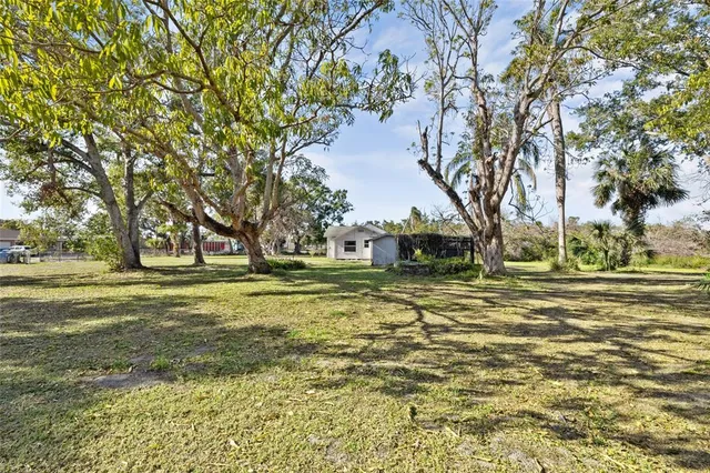 $325,000 | 611 29th Street East, Bradenton, FL 34208