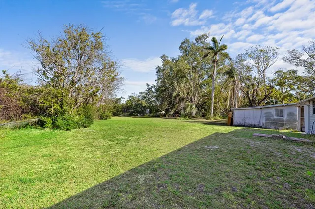 $325,000 | 611 29th Street East, Bradenton, FL 34208