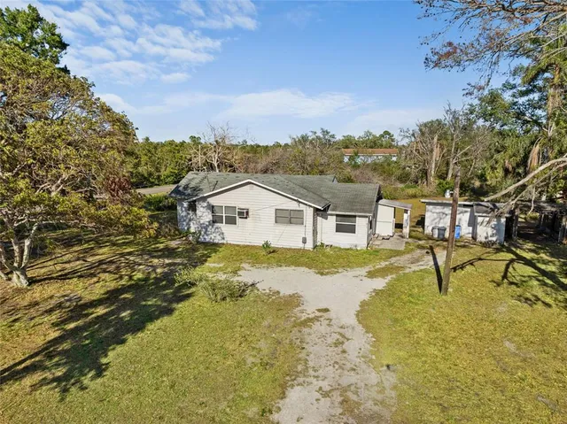 $325,000 | 611 29th Street East, Bradenton, FL 34208