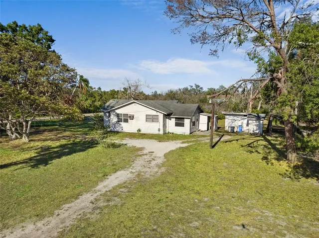 $325,000 | 611 29th Street East, Bradenton, FL 34208