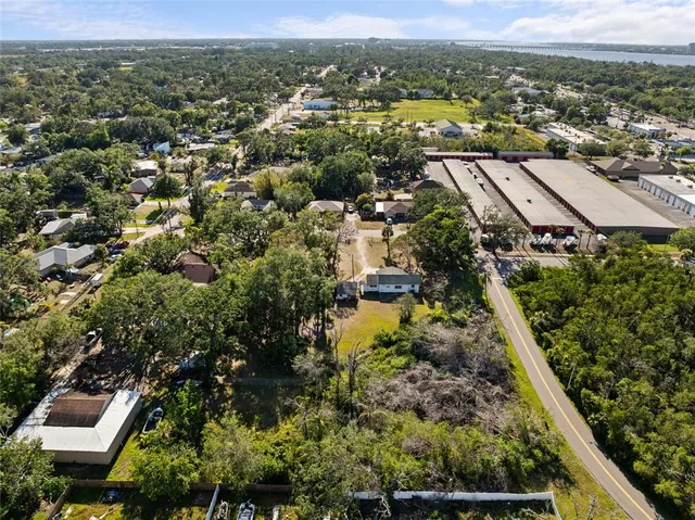 $325,000 | 611 29th Street East, Bradenton, FL 34208