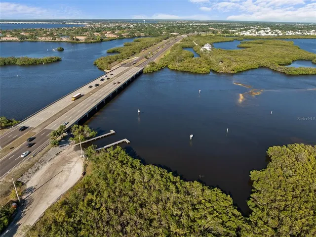 $325,000 | 611 29th Street East, Bradenton, FL 34208