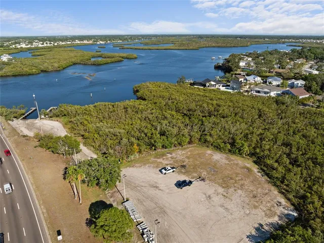 $325,000 | 611 29th Street East, Bradenton, FL 34208