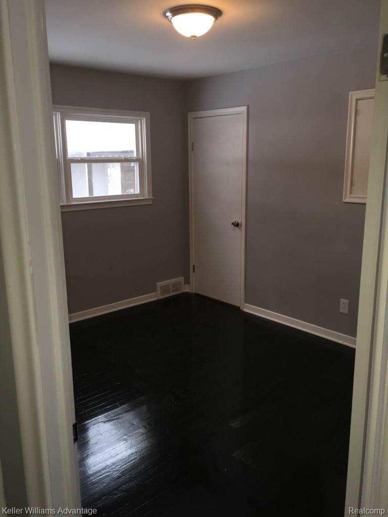 14433 Salem Road Redford, MI 48239 - Photo 26 of 33 2015-02-11 10.06