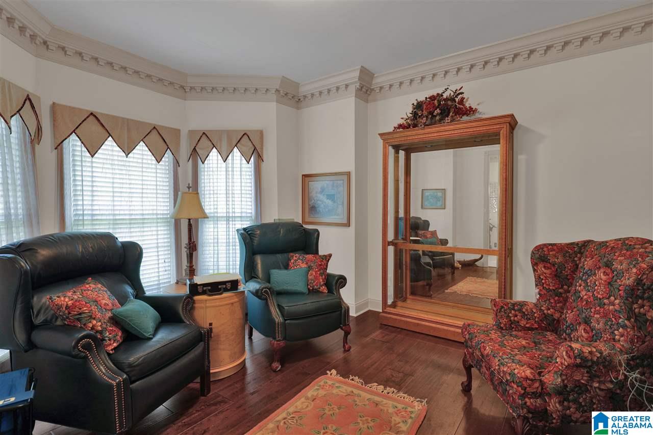 247 Kings Crest Lane Pelham, AL 35124 - Photo 4 of 45