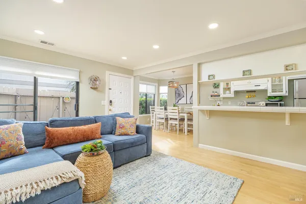 $499,000 | 305 Silvio Lane, Novato, CA 94947