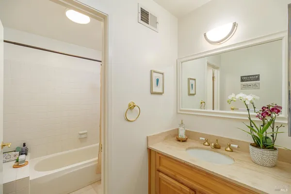 $499,000 | 305 Silvio Lane, Novato, CA 94947