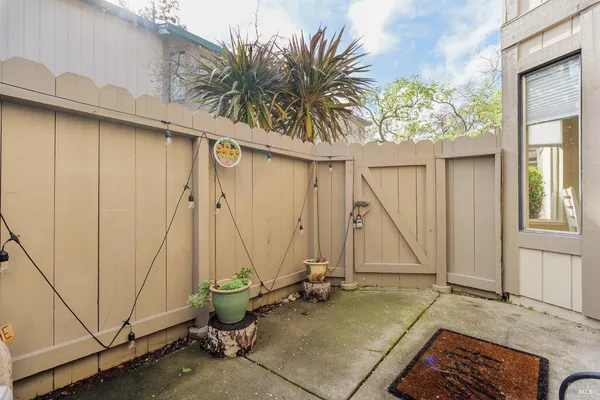 $499,000 | 305 Silvio Lane, Novato, CA 94947