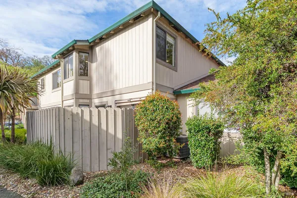 $499,000 | 305 Silvio Lane, Novato, CA 94947