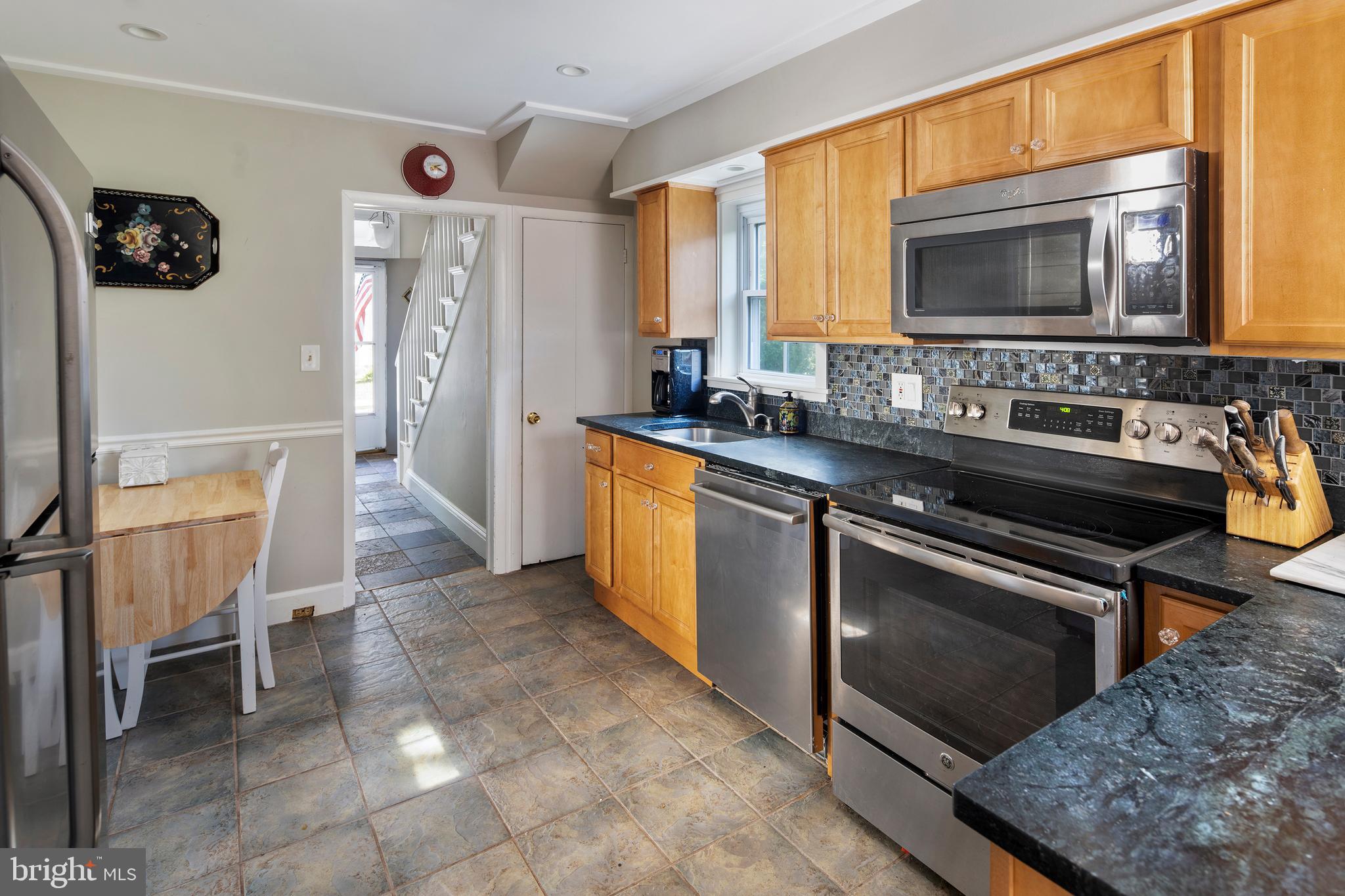 121 Fern Road Riegelsville, PA 18077 - Photo 12 of 31