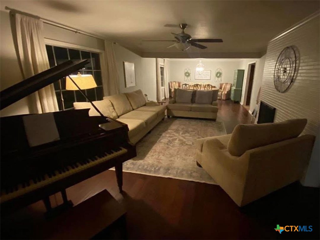 1601 North 15th Street Temple, TX 76501 - Photo 7 of 18 Living Room to Formal Dining Room