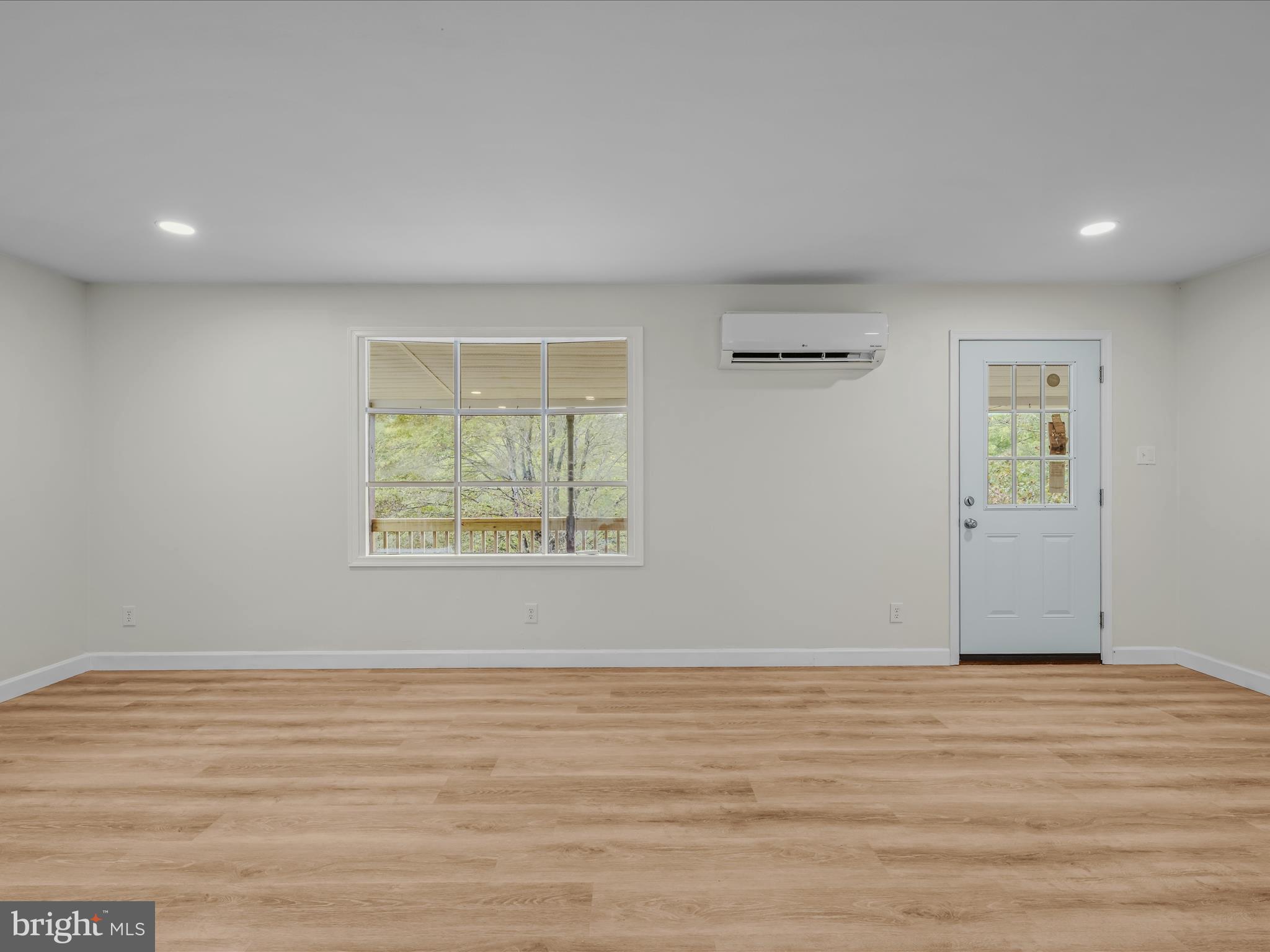 3939 Virginia Line Road Berkeley Springs, WV 25411 - Photo 7 of 51 Living Room