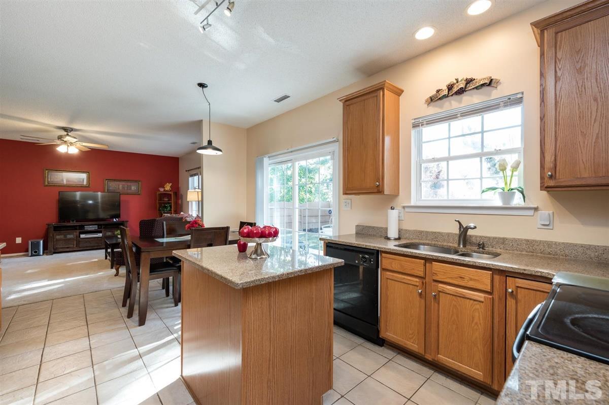 5620 Enoree Lane Raleigh, NC 27616 - Photo 9 of 28 Gallery Image 9