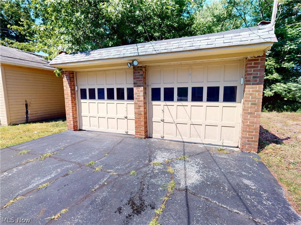 2168 Fenwick Road University Heights, OH 44118 - Photo 45 of 46 Gallery Image 45