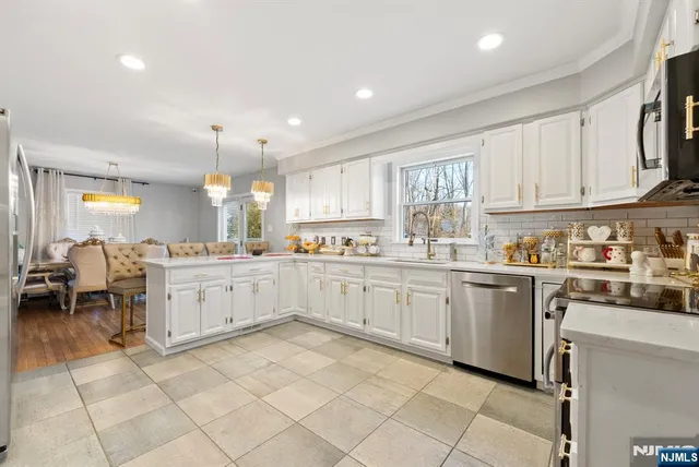 $649,000 | 2 Clover Avenue, Washington, NJ 07882