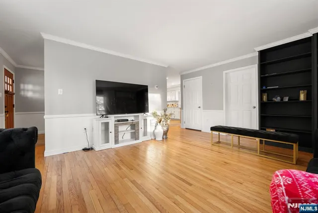 $649,000 | 2 Clover Avenue, Washington, NJ 07882