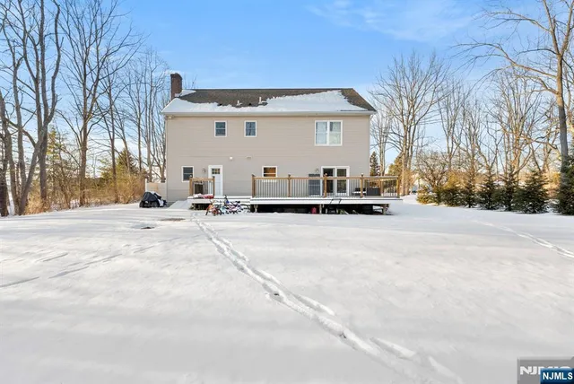 $649,000 | 2 Clover Avenue, Washington, NJ 07882