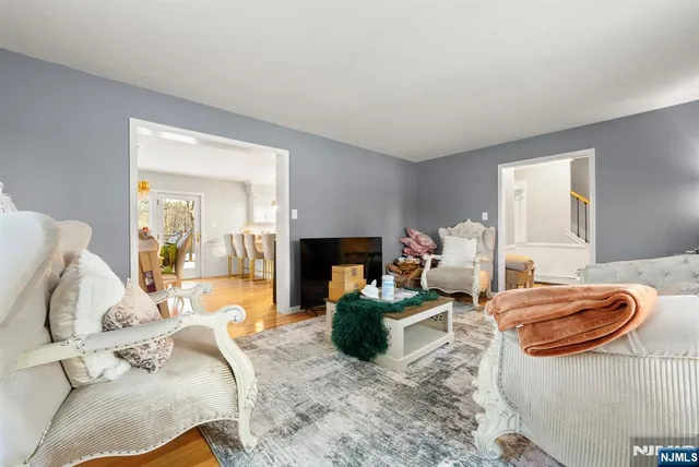 $649,000 | 2 Clover Avenue, Washington, NJ 07882