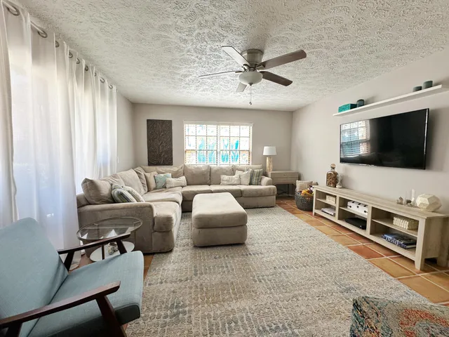 $255,740 | 7405 Southeast Jamestown Terrace, Unit BLDG 17, Hobe Sound, FL 33455