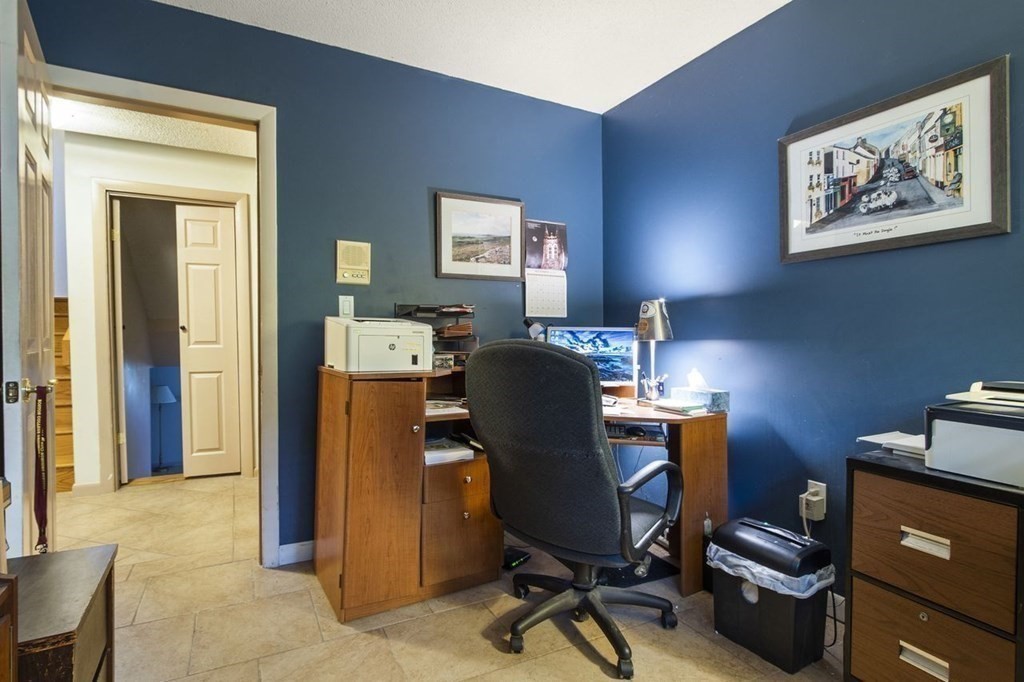 401 Pine Brook Drive, Unit 401 Peabody, MA 01960 - Photo 18 of 38