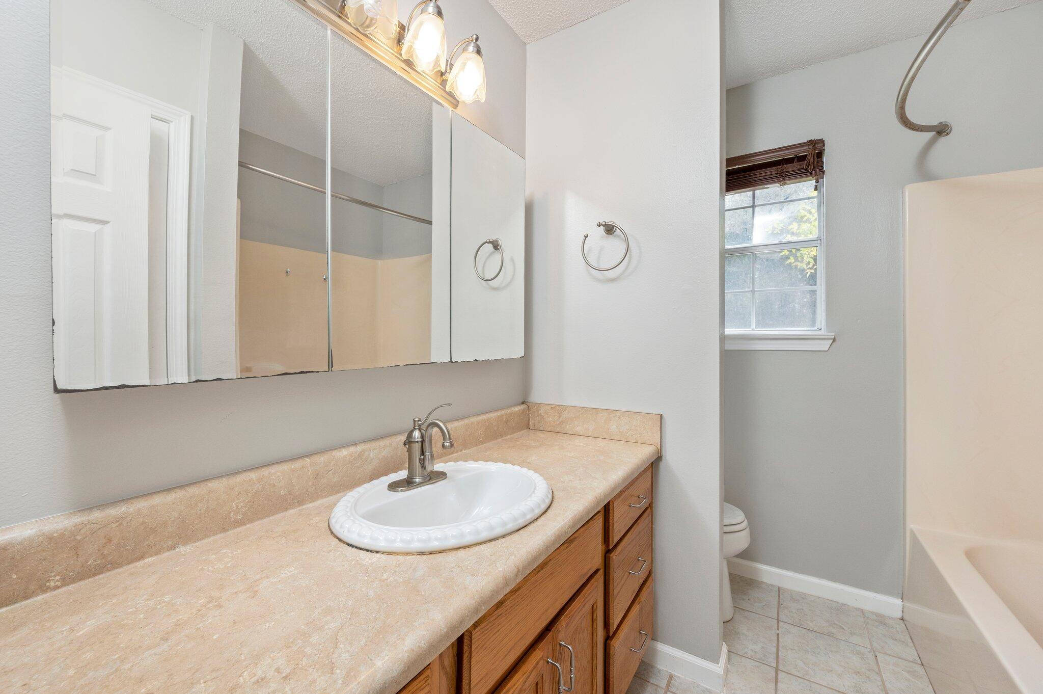 10 Flora Cove Crestview, FL 32539 - Photo 11 of 22 18-web-or-mls-10-flora-cove