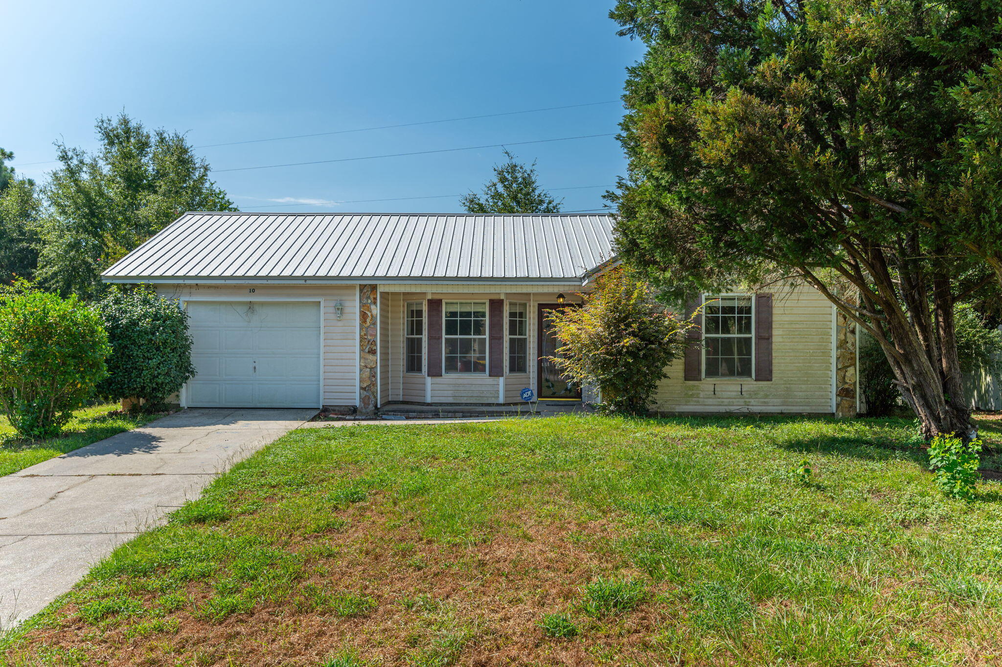 10 Flora Cove Crestview, FL 32539 - Photo 2 of 22 2-web-or-mls-10-flora-cove