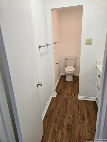 $132,500 | 231 West Silver Sands Drive, Unit 5, San Antonio, TX 78216