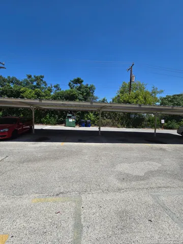 $132,500 | 231 West Silver Sands Drive, Unit 5, San Antonio, TX 78216