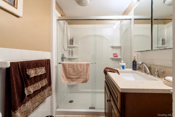 $374,900 | 11 Lay Street, Kingston, NY 12401