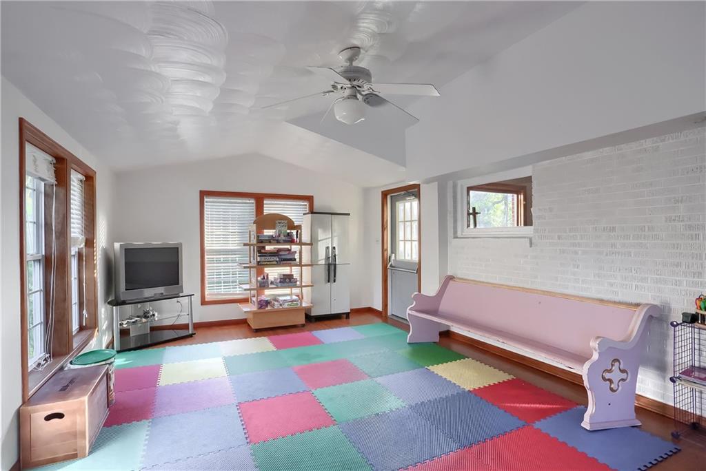 300 South Pike Road Sarver, PA 16055 - Photo 8 of 25 Gallery Image 8