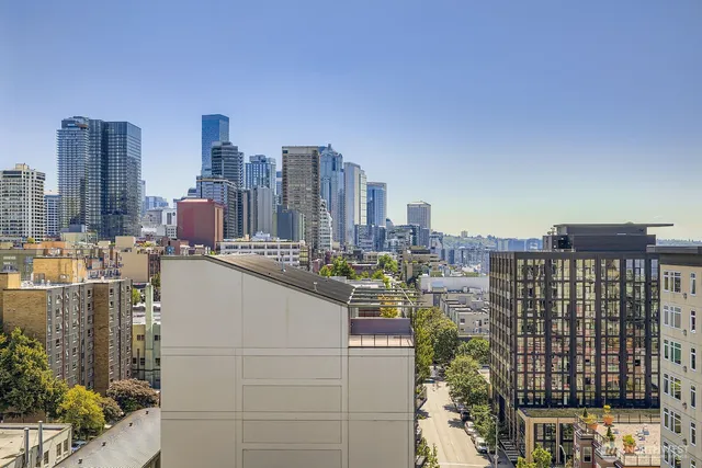$399,950 | 76 Cedar Street, Unit 806, Seattle, WA 98121