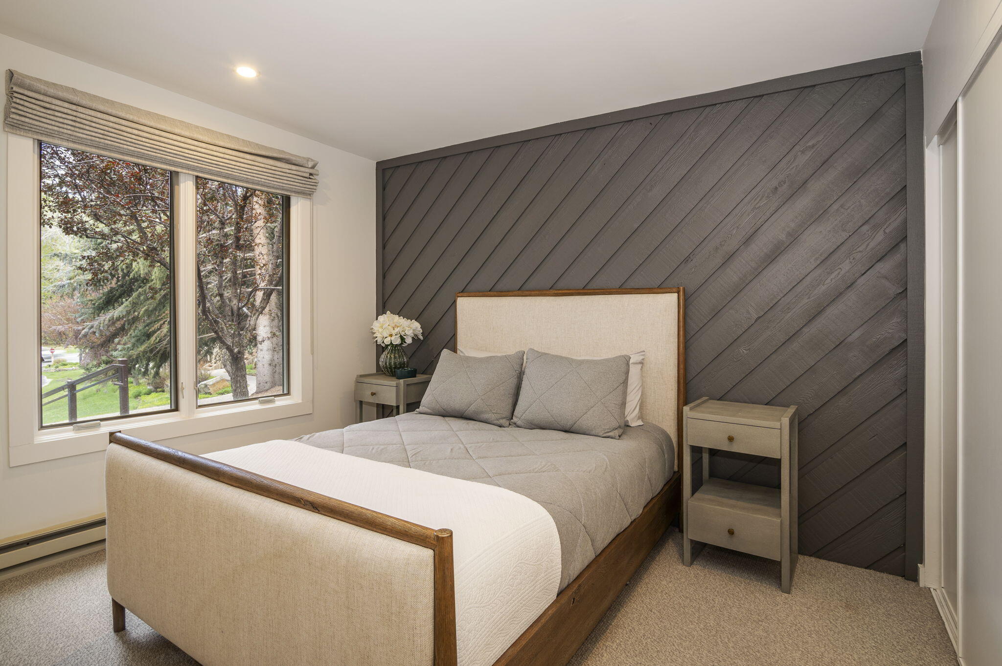 2692 Ridge Lane Sun Valley, ID 83353 - Photo 14 of 27 Bedroom 2