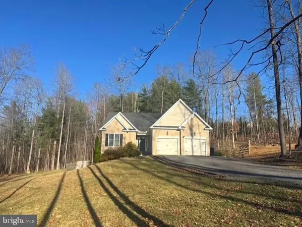 $685,000 | 10137 Lake Crest Place, Culpeper, VA 22701