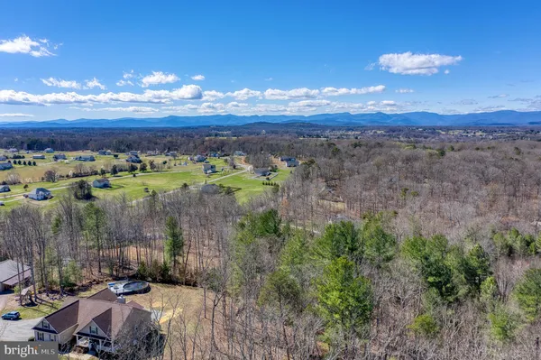 $685,000 | 10137 Lake Crest Place, Culpeper, VA 22701