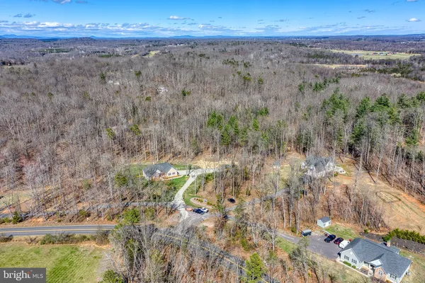 $685,000 | 10137 Lake Crest Place, Culpeper, VA 22701